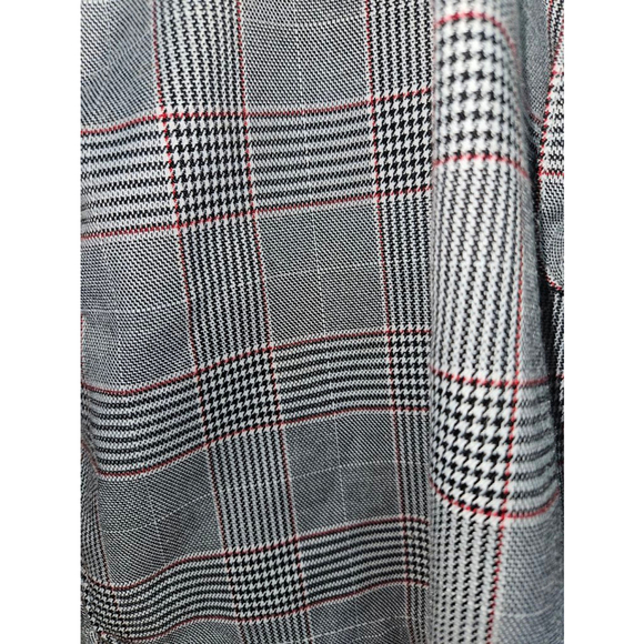 Forever 21 Skort Women's Size 3X Plaid Gray Red - Picture 7 of 11